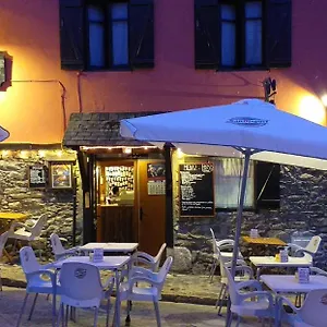 Fonda Eth Petit - Sólo Adultos Escunhau